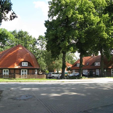 4 Wunderschoene Ferienwohnungen Im Kavaliershaus Schwerin  Eksteriør billede