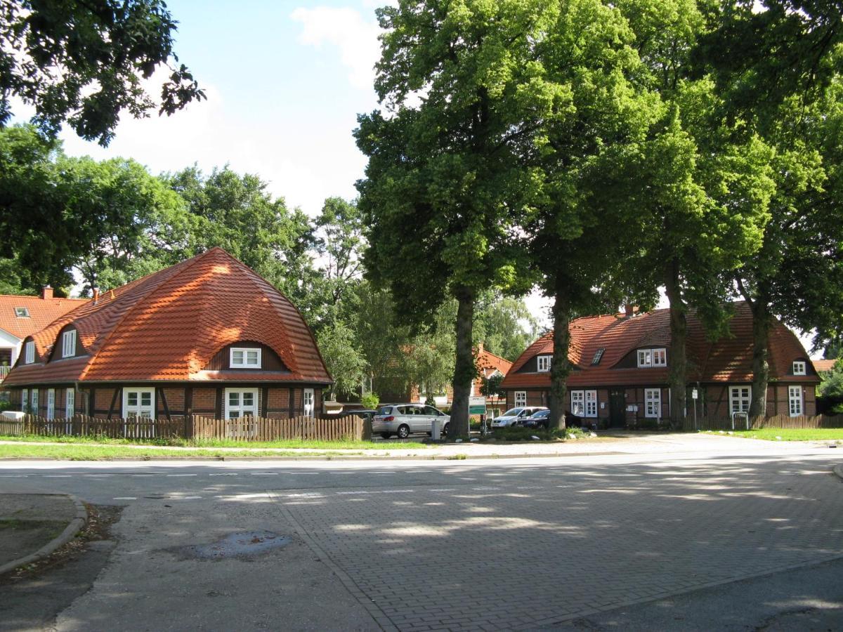 4 Wunderschoene Ferienwohnungen Im Kavaliershaus Schwerin  Eksteriør billede
